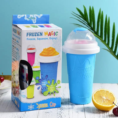 Smoothie Maker Cup with Brush and Straw